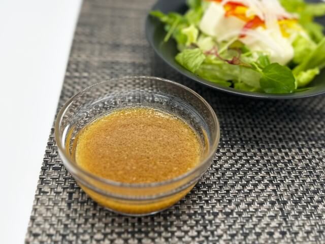 味噌ドレッシングサラダ
