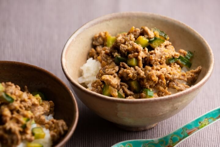 胡瓜と豚肉の味噌醤油炒め