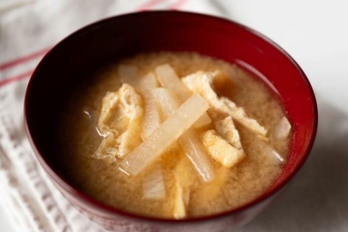 大根と油揚げの味噌汁